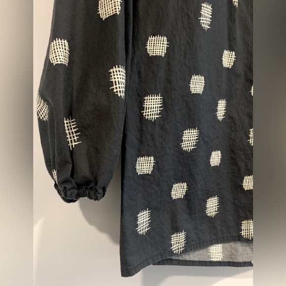 Excellent condition, preowned, Tucker NYC, 100% Cotton 3/4 Sleeve Blouse, Sz S - Picture 5 of 10